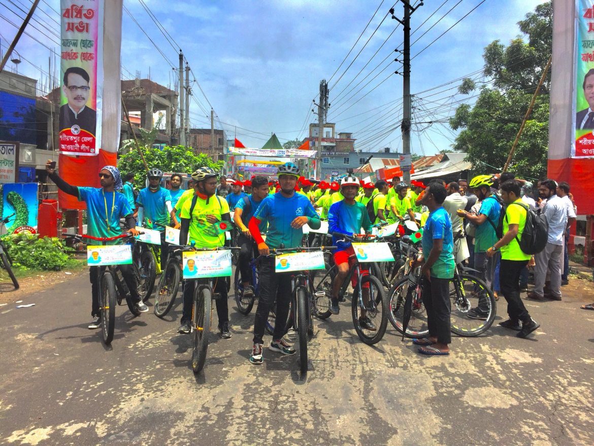 পদ্মা সেতু উদ্বোধন উপলক্ষে ১০১টি সাইকেল নিয়ে র‌্যালি