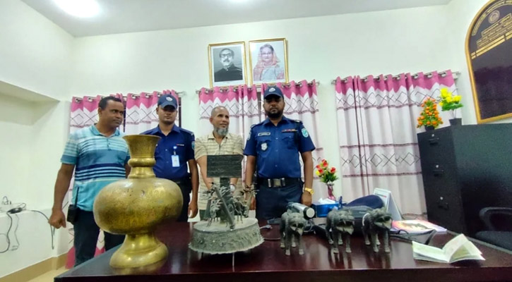 প্রতœসম্পদসহ পদ্মা সেতুতে ভারতফেরত বাসযাত্রী আটক