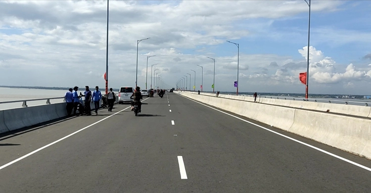 পদ্মা সেতুতে ২৮ দিনে ৭৬ কোটি টাকা টোল আদায়