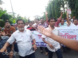 ভোলায় স্বেচ্ছাসেবকদল নেতার হত্যার প্রতিবাদে শরীয়তপুরে যুবদলের বিক্ষোভ মিছিল