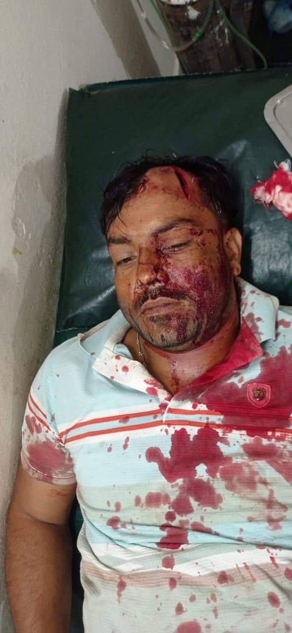 গোসাইরহাটে স্বেচ্ছাসেবকলীগের সভাপতিকে কুপিয়ে হত্যার চেষ্টা  গ্রেফতার-৪
