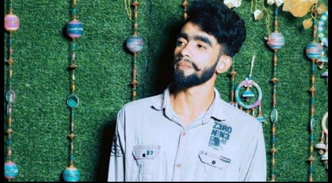 শরীয়তপুরে ঝড়ের মধ্যে টিকটক করতে গিয়ে যুবকের মৃত্যু