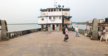 শরীয়তপুর-চাঁদপুর নৌরুটে অতিরিক্ত ২ ফেরি