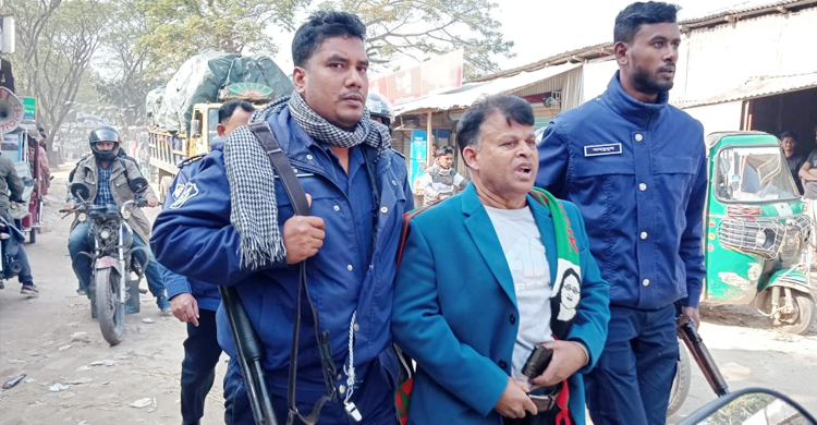 নড়িয়ায় বাসস্ট্যান্ড দখল নিয়ে ধাওয়া-পাল্টা ধাওয়া, ককটেল বিস্ফোরণ