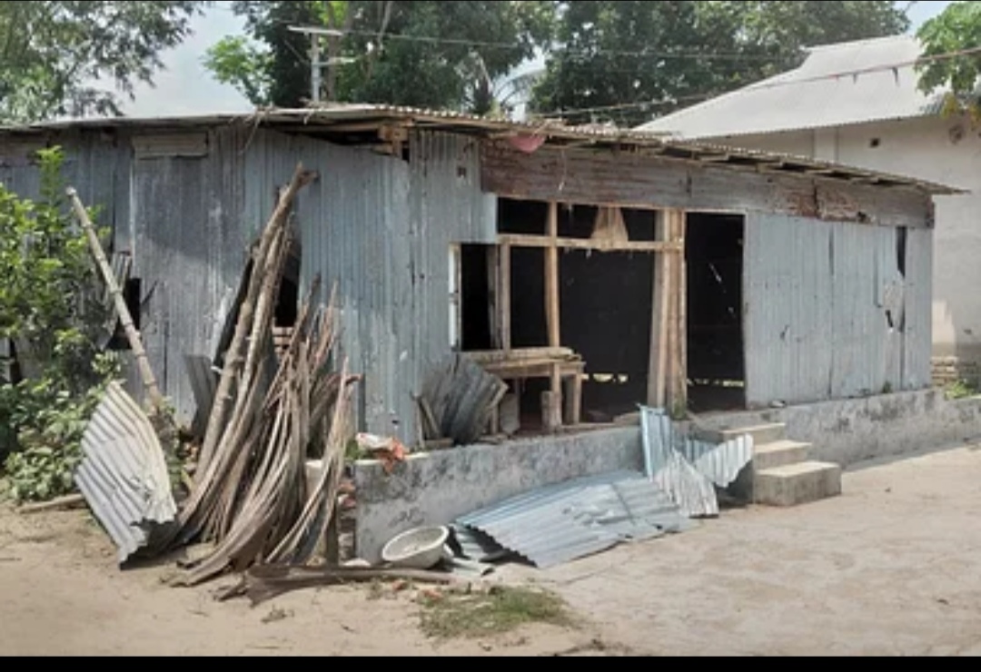 শরীয়তপুরে নির্বাচনী সহিংসতা , ঘরবাড়ি ভাংচুর ,আহত ২৫