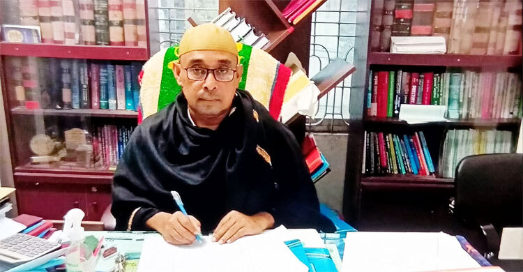 শরীয়তপুরে আইনজীবীর ঝুলন্ত মরদেহ উদ্ধার