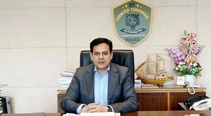 সাবেক কাউন্টার টেরোরিজমের প্রধানসহ ৩ পুলিশ কর্মকর্তার নামে যুবদল নেতার মামলা