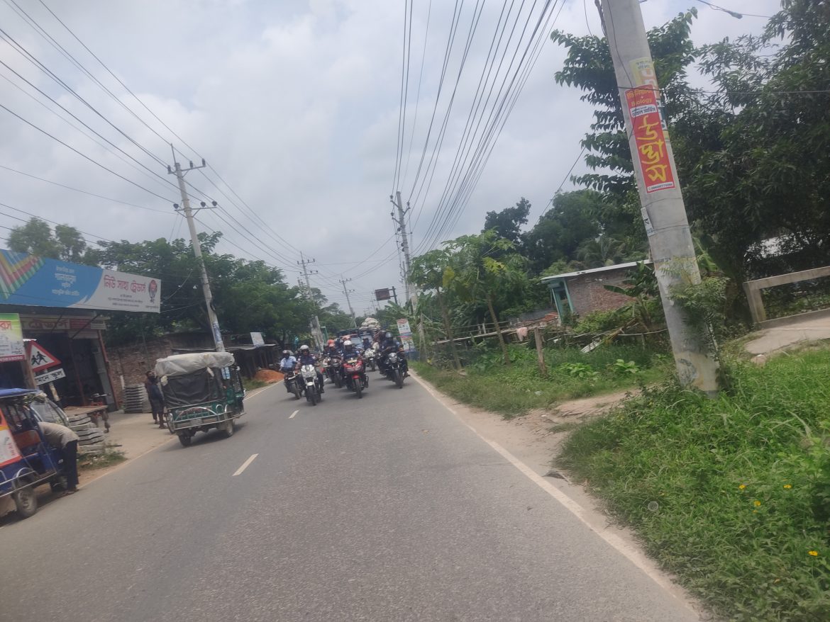 শরীয়তপুরের পুলিশ কাজে যোগদান করেছে