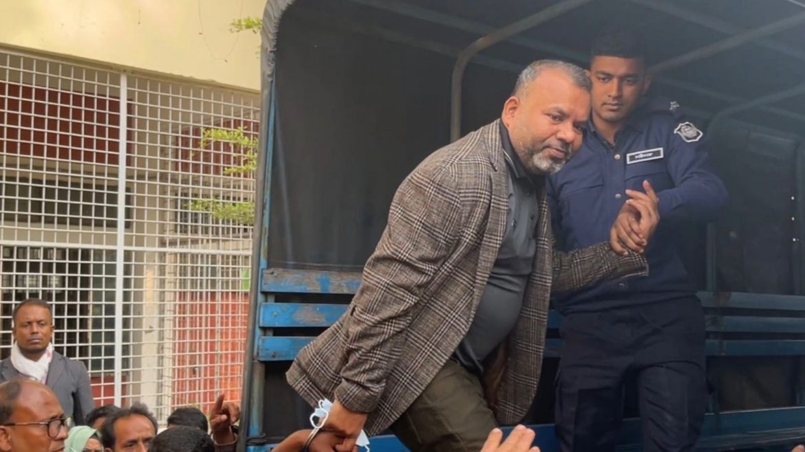 শরীয়তপুর পৌরসভার সাবেক প্যানেল মেয়র যুবলীগ নেতা বাচ্চু বেপারী গ্রেফতার