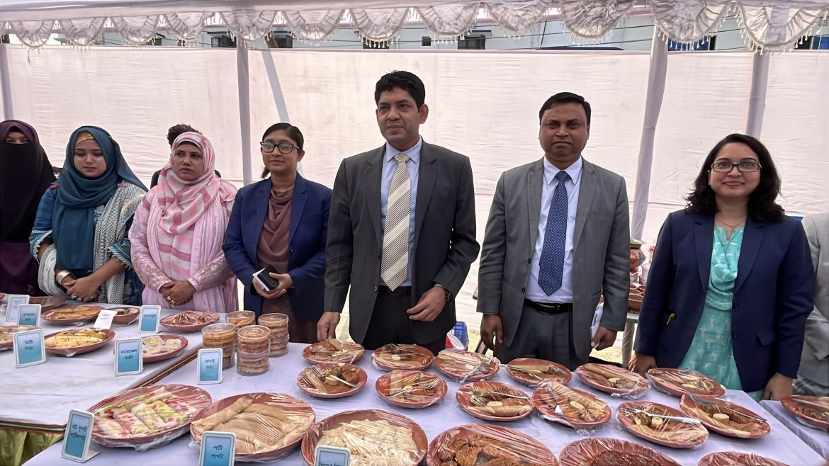 তারুণ্যেও  উৎসব ২০২৫ উপলক্ষে শরীয়তপুর জেলা প্রশানরে পিঠা উৎসব