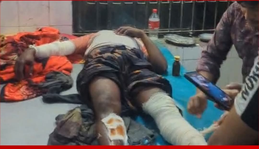 শরীয়তপুরে ডাকাতির ঘটনায় গুলিবিদ্ধ-৪,  গণপিটুনিতে নিহত-২,আরো ১জন গ্রেফতার,