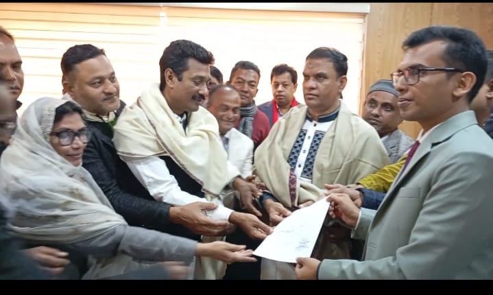 শরীয়তপুরে বিএনপির ভারপ্রাপ্ত চেয়ারম্যান তারেক রহমানের সাবেক একান্ত সচিব মিয়া নুরুদ্দিন অপুর মনোনয়নপত্র  দাখিল