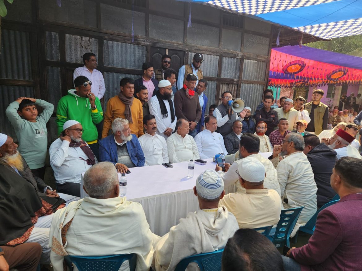 শরীয়তপুরের ডামুড্যা উপজেলা আওয়ামীলীগের সাংগঠনিক সম্পাদক                তিন শতাধিক নেতা-কর্মী নিয়ে বিএনপিকে সমর্থন