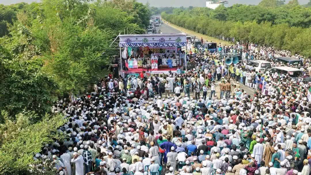 আগামী ৯ তারিখের আগে গনভোটের রায় বাস্তবায়নের ঘোষনা না দেয়  তাহলে দাবী আদায় করে  ছাড়বো – ডা. শফিকুর রহমান